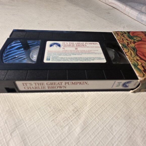 It's the Great Pumpkin, Charlie Brown VHS Hi Fi Paramount Pictures Vintage - Picture 4 of 7